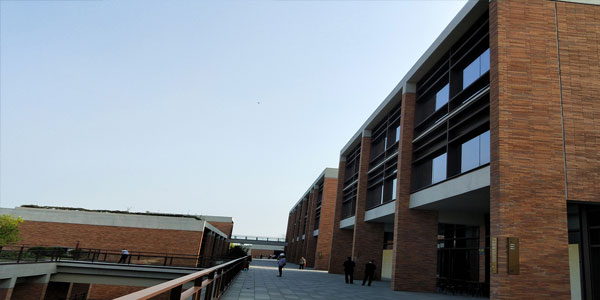 华润大学